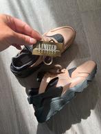 Nike Huarache Sneakers Maat 41, Bruin, Nike, Ophalen of Verzenden, Sneakers of Gympen