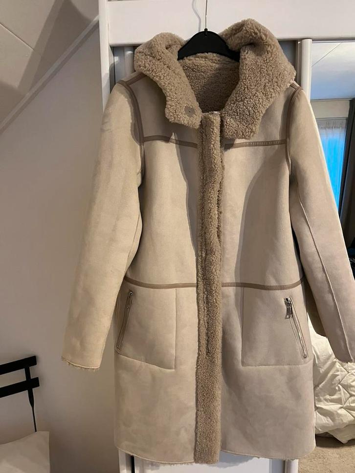 Rino&Pelle  nieuwe Winterjas - 2 kanten draagbaar!, Kleding | Dames, Jassen | Zomer, Nieuw, Maat 38/40 (M), Beige, Ophalen of Verzenden