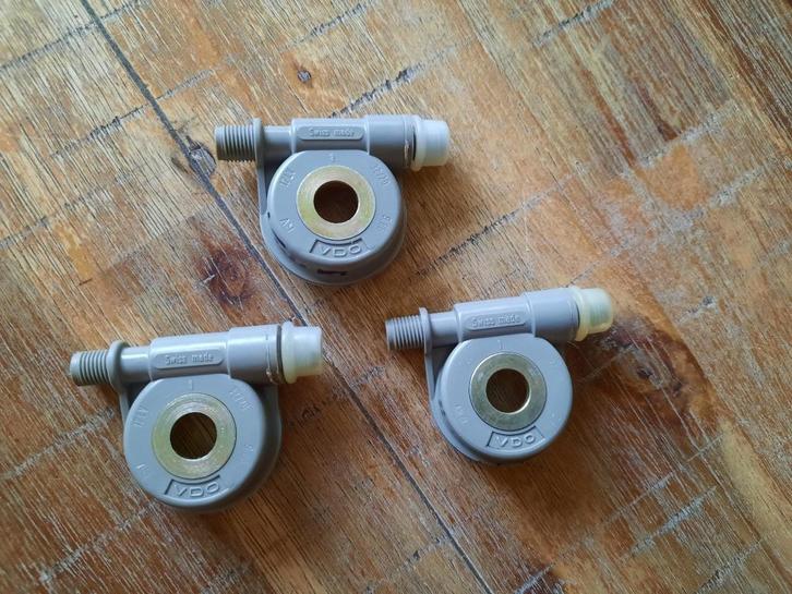 N.O.S originele VDO kilometeraandrijver L of R, Fietsen en Brommers, Brommeronderdelen | Oldtimers, Nieuw, Overige merken, Overige typen