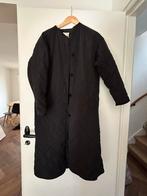 Zwarte Zara jas, lang, ruit, XS, Kleding | Dames, Jassen | Winter, Ophalen of Verzenden, Zo goed als nieuw, Maat 34 (XS) of kleiner