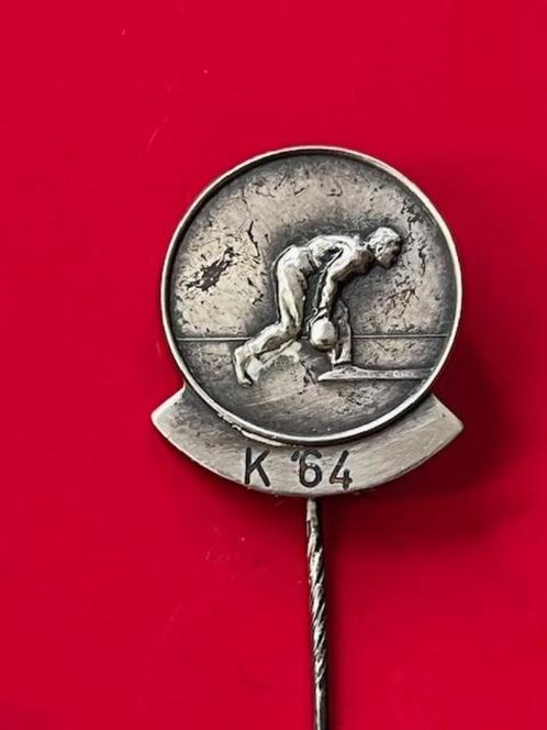 Metalen Speldje Sport Kegelen 1964, Verzamelen, Speldjes, Pins en Buttons, Gebruikt, Speldje of Pin, Sport, Verzenden