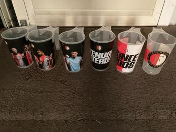6 verschillende Feyenoord bekers met handvat beschikbaar voor biedingen
