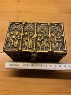 Bronzen religieus kistje kist, Antiek en Kunst, Ophalen of Verzenden