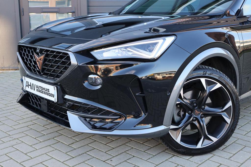 CUPRA Formentor|1.4E-HYBRID|CAMERA|MEMORY|PANO|, 4 cilinders, Formentor, 0 kg, Zwart