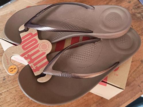 'Fitflop Iqushion Ergonomic' brons bruine teenslippers, Kinderen en Baby's, Kinderkleding | Schoenen en Sokken, Nieuw, Overige typen