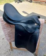 KN Dressuur zadel 18nch, Dieren en Toebehoren, Paarden en Pony's | Zadels, Ophalen, Gebruikt, Dressuur