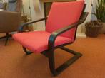 Ikea Poang fauteuil  -  rood met zwart, Huis en Inrichting, Fauteuils, Ophalen, Hout, 75 tot 100 cm, Zo goed als nieuw