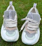 Leuke sneakers maat 32 vetersluiting, Gebruikt, Jongen of Meisje, Schoenen, Ophalen of Verzenden