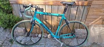 Racefiets Bianchi sl3 alu carbon Reparto Corso 57 cm beschikbaar voor biedingen