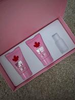Dsquared2 Wood Showergel & Bodycream Set, Nieuw, Ophalen of Verzenden, Toebehoren, Handen en Nagels