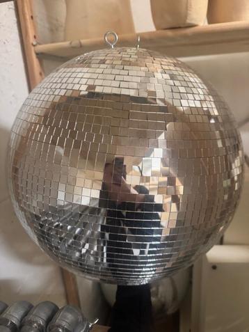 disco bal / spiegelbol (mirror ball) beschikbaar voor biedingen