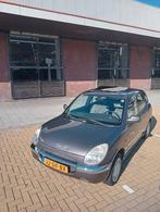 Leuke en zuinige auto!, Auto's, Daihatsu, Stof, 4 cilinders, Sirion, Handgeschakeld