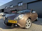 Alfa Romeo Giulietta 1.4 T Distinctive Lusso | 2E EIGENAAR |, Stof, Origineel Nederlands, Bedrijf, Onderhoudsboekje