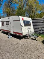 Bürstner Club 450 Caravan Met Voortent En Luifel, Dwarsbed, Bedrijf, Standaardzit, 4 tot 5 meter