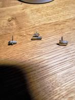 Gezocht 2e oorbel i.v.m. verlies, Sieraden, Tassen en Uiterlijk, Oorbellen, Gebruikt, Ophalen of Verzenden, Knopjes of Stekers