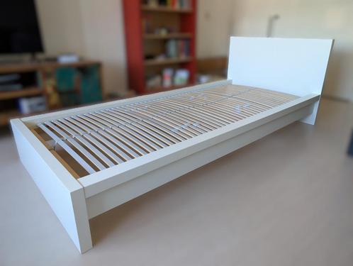 Bed Ikea (Malm) 90x220 cm éénpersoons, Huis en Inrichting, Slaapkamer | Bedden, Gebruikt, Eenpersoons, 90 cm, 220 cm, Hout, Wit