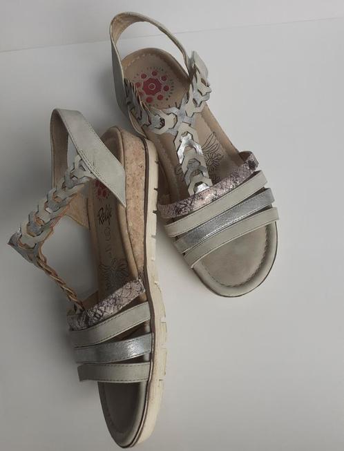 Mooie leren sandalen Relife 40, Kleding | Dames, Schoenen, Zo goed als nieuw, Sandalen of Muiltjes, Ophalen of Verzenden