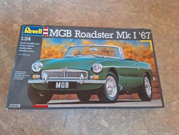 MGB Roadster Mk I 1967 Revell 1:24 #07374 beschikbaar voor biedingen