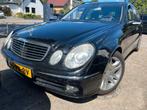 E-Klasse 5.0 E500 Combi 4MATIC AUT 2004 Zwart (bak stuk), Auto's, Mercedes-Benz, Automaat, 8 cilinders, Zwart, Vierwielaandrijving