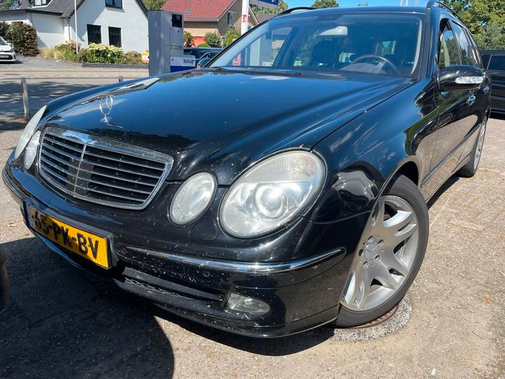 E-Klasse 5.0 E500 Combi 4MATIC AUT 2004 Zwart (bak stuk), Auto's, Mercedes-Benz, Particulier, E-Klasse, 4x4, ABS, Adaptive Cruise Control