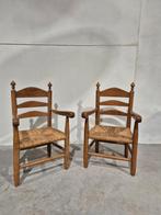 Een paar antieke eiken kinderstoelen met biezen zitting, Antiek en Kunst, Antiek | Meubels | Stoelen en Banken, Ophalen of Verzenden