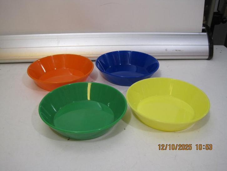 fatboy kunststof schaaltjes 15 cm dia (358), Huis en Inrichting, Keuken | Servies, Zo goed als nieuw, Schaal of Schalen, Overige stijlen