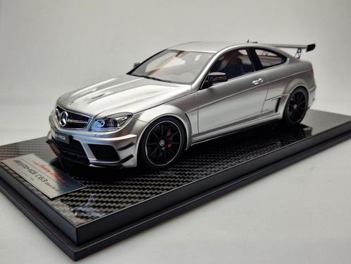 1:18 Mercedes Benz C63 AMG Black series - Zilver HQ Model!, Hobby en Vrije tijd, Modelauto's | 1:18, Nieuw, Auto, Overige merken
