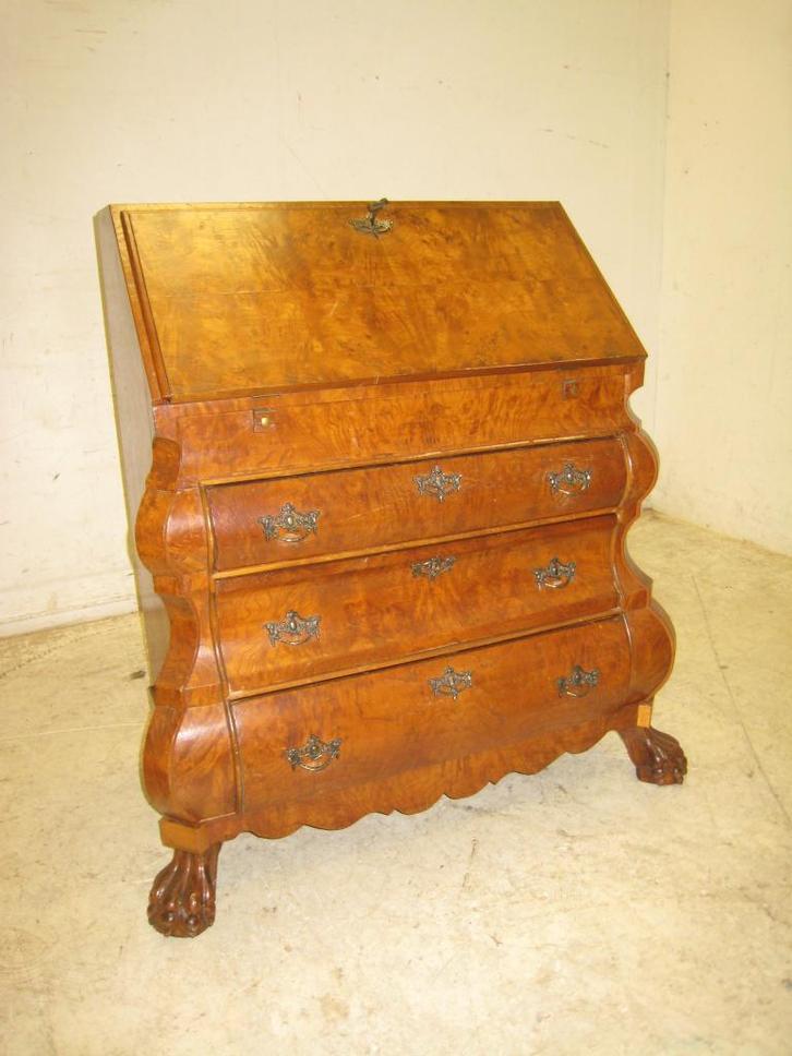 Antieke dubbelgebogen wortelnoten secretaire met klauwpoten, Antiek en Kunst, Antiek | Meubels | Kasten