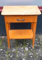 Klein tafeltje, Antiek en Kunst, Antiek | Meubels | Tafels, Ophalen