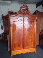 Puntgave Holl kuifkast ea, Ophalen