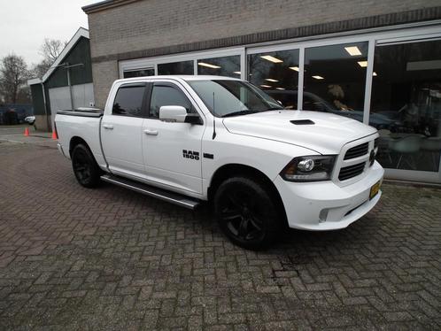 Dodge Ram 1500 5.7 V8 4x4 Crew Cab 5'7 sport Zeer netjes!, Auto's, Dodge, Bedrijf, Te koop, RAM 1500, 4x4, ABS, Achteruitrijcamera