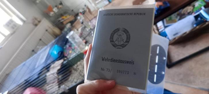 DDR NVA MFS nachlass berlin oorkonde groep alles van 1 man, Verzamelen, Militaria | Algemeen, Landmacht, Lintje, Medaille of Wings