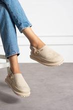 Ugg Pantoffels - Heerlijk Warm!, Ophalen of Verzenden, Zo goed als nieuw, Beige, Pantoffels of Sloffen