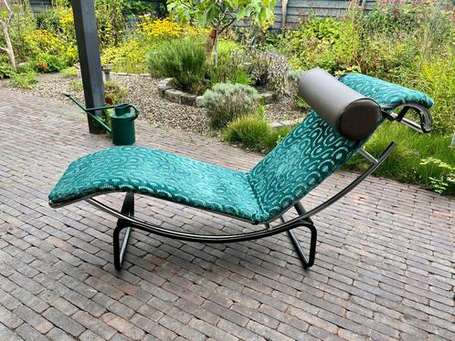 Exclusieve Chaise Longue – naar Cassina Le Corbusier LC4, Huis en Inrichting, Banken | Sofa's en Chaises Longues, Gebruikt, Eenpersoons