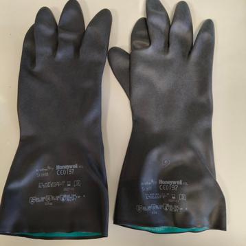 De Honeywell KCL Nitropen 717 handschoenen mt 9 (set prijs) beschikbaar voor biedingen
