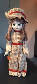 Vintage pop van ari 42 cm.
Nummer 3468., Verzamelen, Poppen, Ophalen of Verzenden, Zo goed als nieuw, Pop