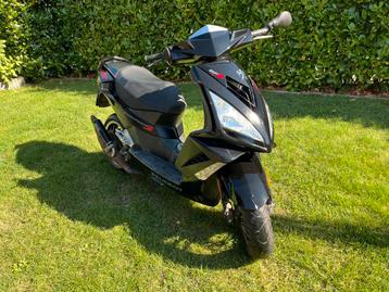 Peugeot Speedfight 3 RS 2 takt beschikbaar voor biedingen