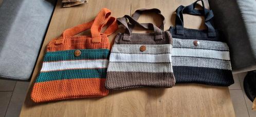 Tassen gebreid/ gehaakt nieuw, Sieraden, Tassen en Uiterlijk, Tassen | Damestassen, Nieuw, Wit, Ophalen of Verzenden