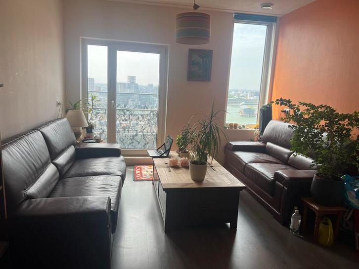 Cognac leren banken set (2 stuks), Huis en Inrichting, Banken | Bankstellen, Gebruikt, Rechte bank, Vierpersoons of meer, 200 tot 250 cm