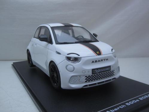 Fiat Abarth 500E 2024 1:18 IXO/MCG, Hobby en Vrije tijd, Modelauto's | 1:18, Nieuw, Auto, Overige merken, Ophalen of Verzenden