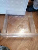 Gratis Diepvries kast met lades defect, oud ijzer, Witgoed en Apparatuur, Vriezers en Diepvrieskisten, Ophalen, Minder dan 60 cm