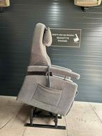 Sta op stoel merk fitform, Huis en Inrichting, Fauteuils, Ophalen, Minder dan 75 cm, Zo goed als nieuw, Stof