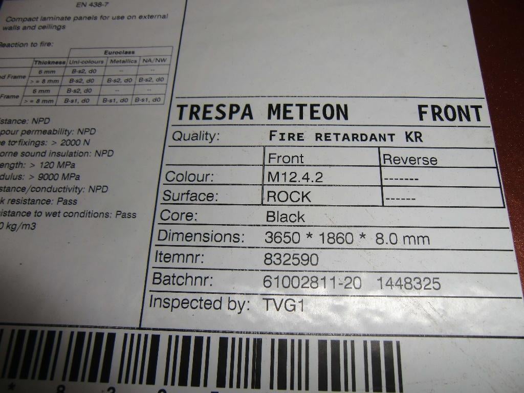 Aantal platen trespa nieuw M12.4.2 granaatrood (nr92), Ophalen, Nieuw