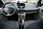 Renault Twingo 1.2 Authentique Airco NW Distributie|NW APK, Auto's, Gebruikt, 31 €/maand, 4 cilinders, Zwart