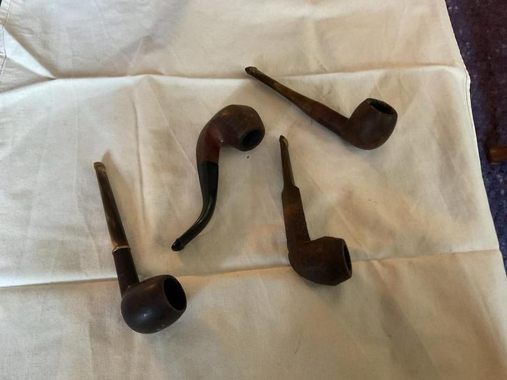 Oude Familie Pijpen - Set van 4, Verzamelen, Rookartikelen, Aanstekers en Luciferdoosjes, Gebruikt, (Water)pijp, Ophalen of Verzenden
