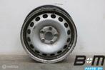 1 losse 15 inch stalen velg VW Caddy 2K0601027B, Gebruikt