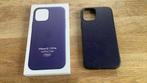 Apple magsafe iphone 12 leather case hoesje in goede staat, Ophalen of Verzenden, Gebruikt, IPhone 12, Hoesje of Tasje