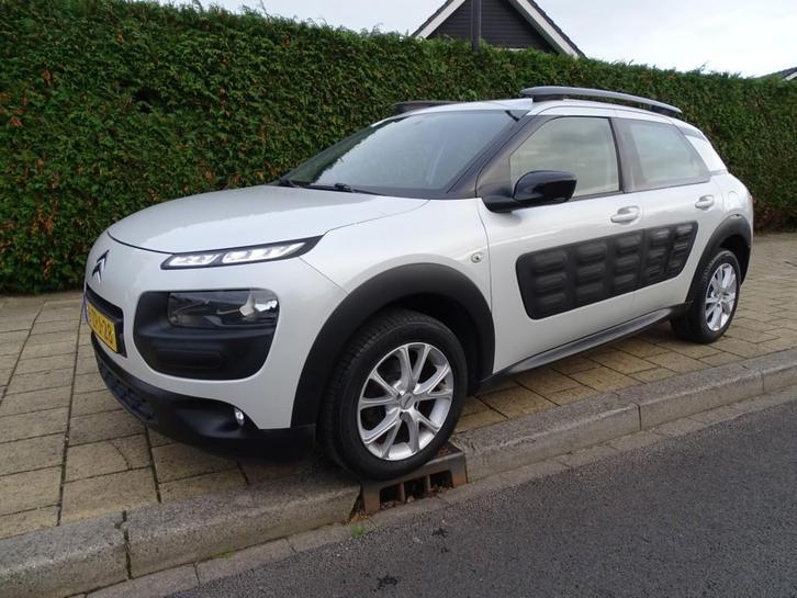 Citroen C4 1.2 E-VTI FEEL Automaat- Came-Navi-Usb-Blth-Pdc-C, Auto's, Citroën, C4, ABS, Airbags, Bluetooth, Boordcomputer, Centrale vergrendeling