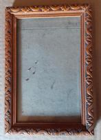 Mooi bewerkt houten fotolijstje. Afmeting 16 x 11 cm., Ophalen of Verzenden, Zo goed als nieuw