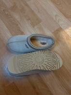 UGG pantoffels, Ophalen of Verzenden, Zo goed als nieuw, Pantoffels of Sloffen